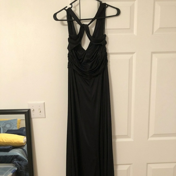 Long formal dress - Picture 3 of 3
